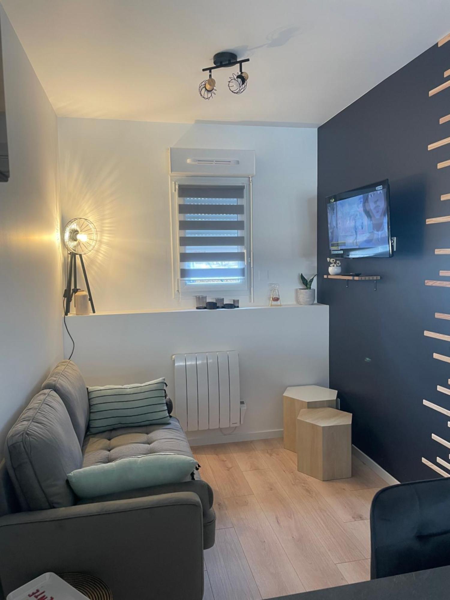 Tiny House Moderne, Avec Terrasse Apartamento Changé Exterior foto